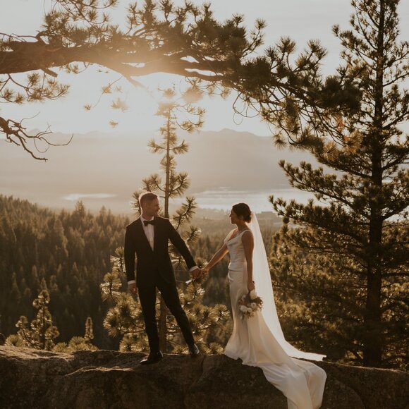 Wtoo by Watters Gigi Draped U-Neck Column Wedding Gown Size 6 - Picture 5 of 8